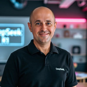 DeepSeek R1 for Business and Marketing Harness AI Insights